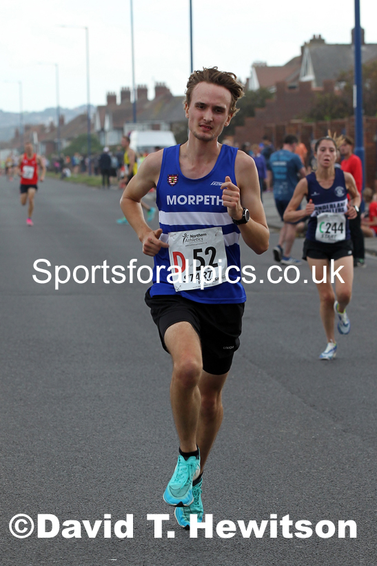 Senior mens 6 stage relay, 2021 Northern 6 and 4 Stage and Young Athletes Road Relays, Redcar. Photo: David T. Hewitson/Sports for All Pics